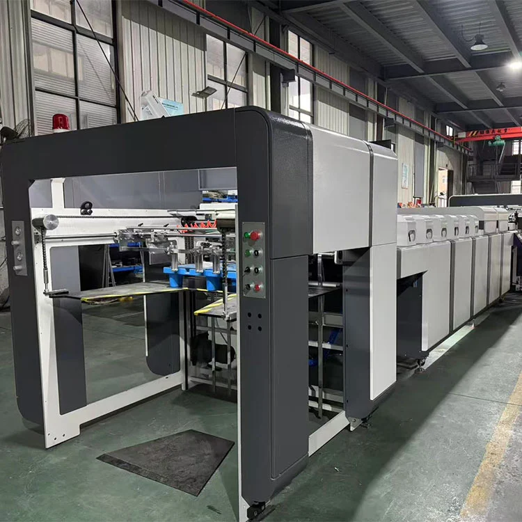 स्वयंचलित जाड पातळ कागद UV तेल वार्निश मशीन